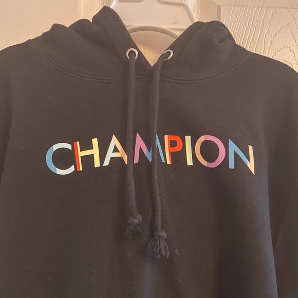 Champion Black Cropped Hoodie | Women’s Medium | - Picture 2 of 5